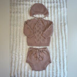 Handmade organic cotton knit baby girls set Sweater, shorts, bonnet Size 3-6 m